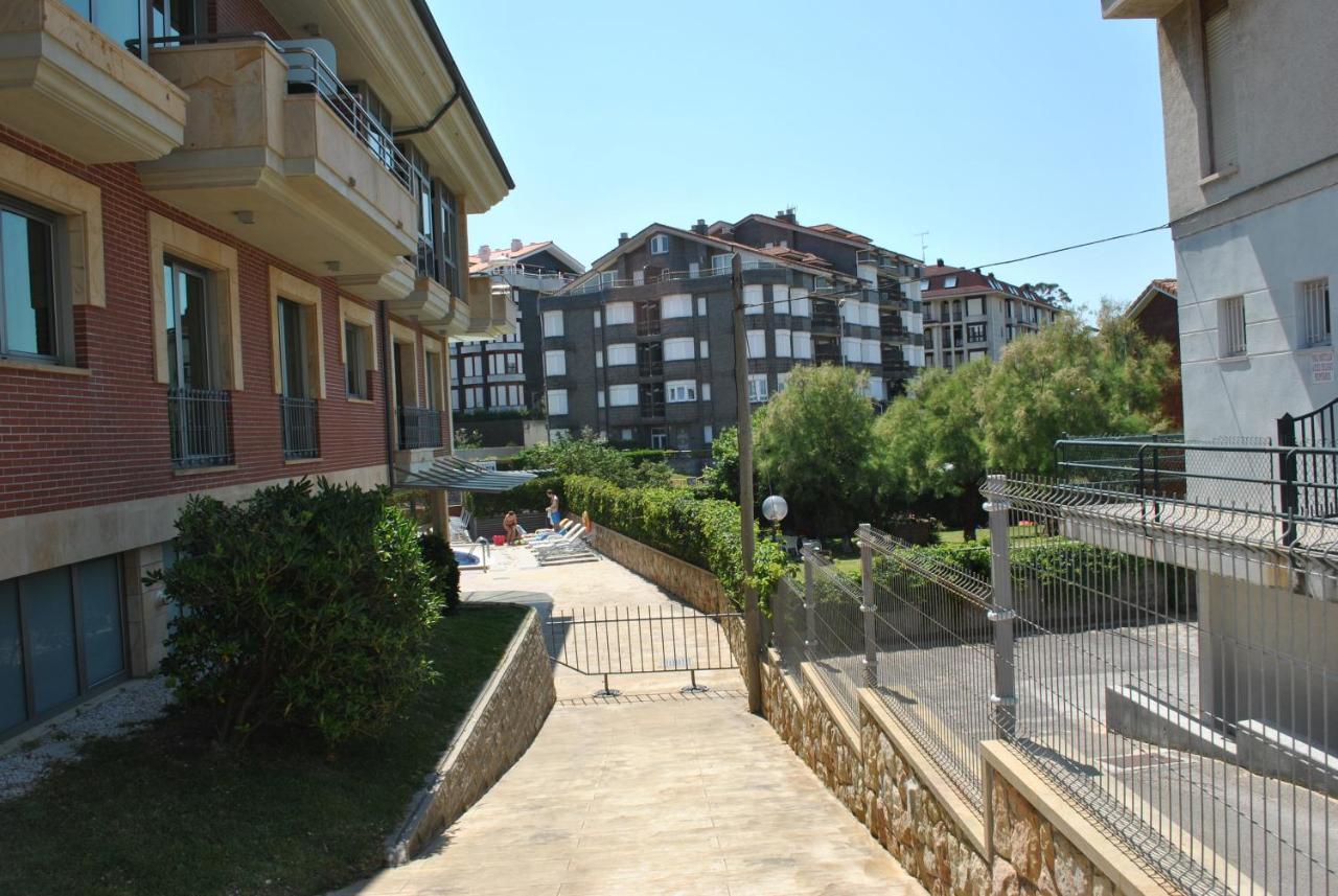 Apartamentos Maritimo Ris Con Garaje Ноха Екстер'єр фото